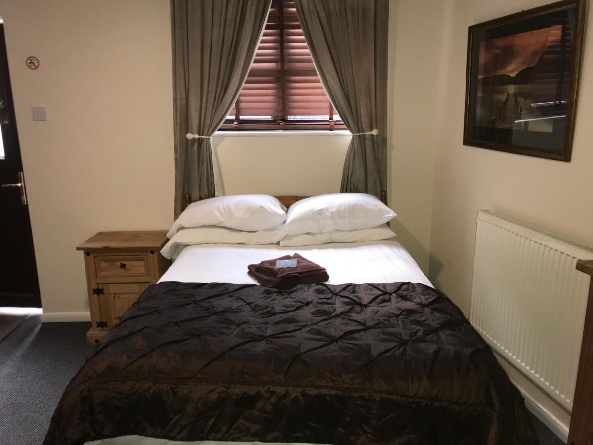 The Coach House At The Bull Inn Milton Keynes Eksteriør bilde