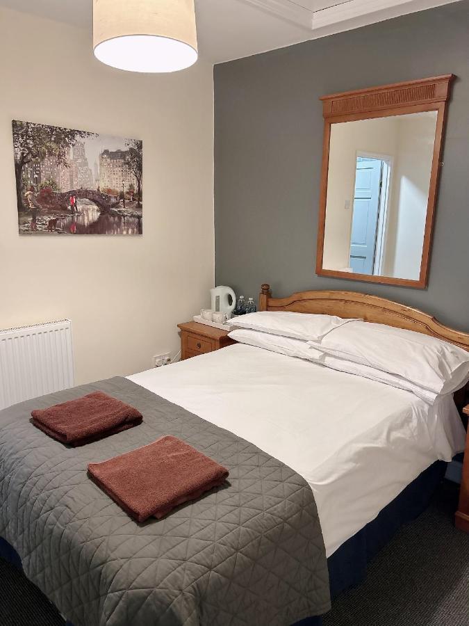 The Coach House At The Bull Inn Milton Keynes Eksteriør bilde