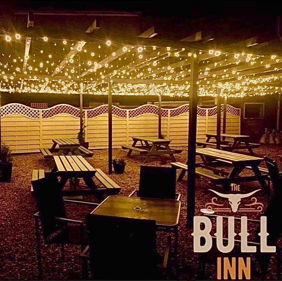 The Coach House At The Bull Inn Milton Keynes Eksteriør bilde